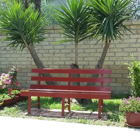 Via Dei Cascella 16 Panzió *