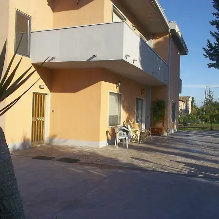 Via Dei Cascella 16 Bed & Breakfast Vasto