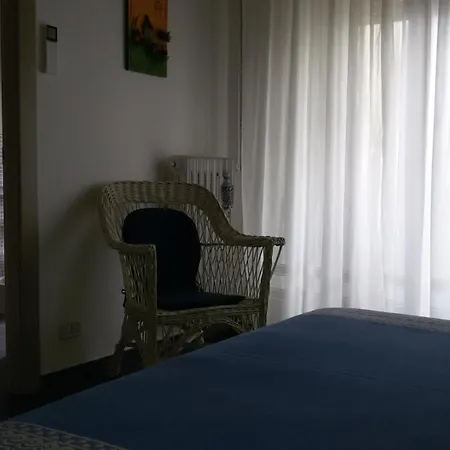 Bed & Breakfast Via Dei Cascella 16 *